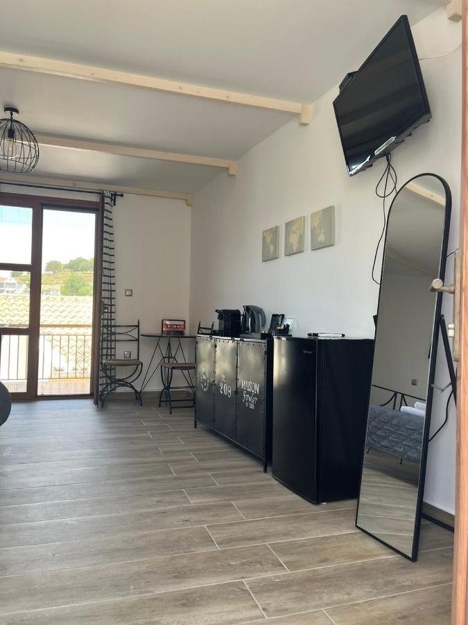 Vassilis Retreat Hotell Asos Exteriör bild