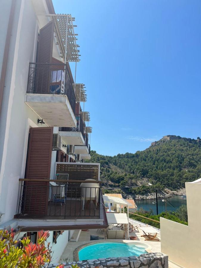 Vassilis Retreat Hotell Asos Exteriör bild