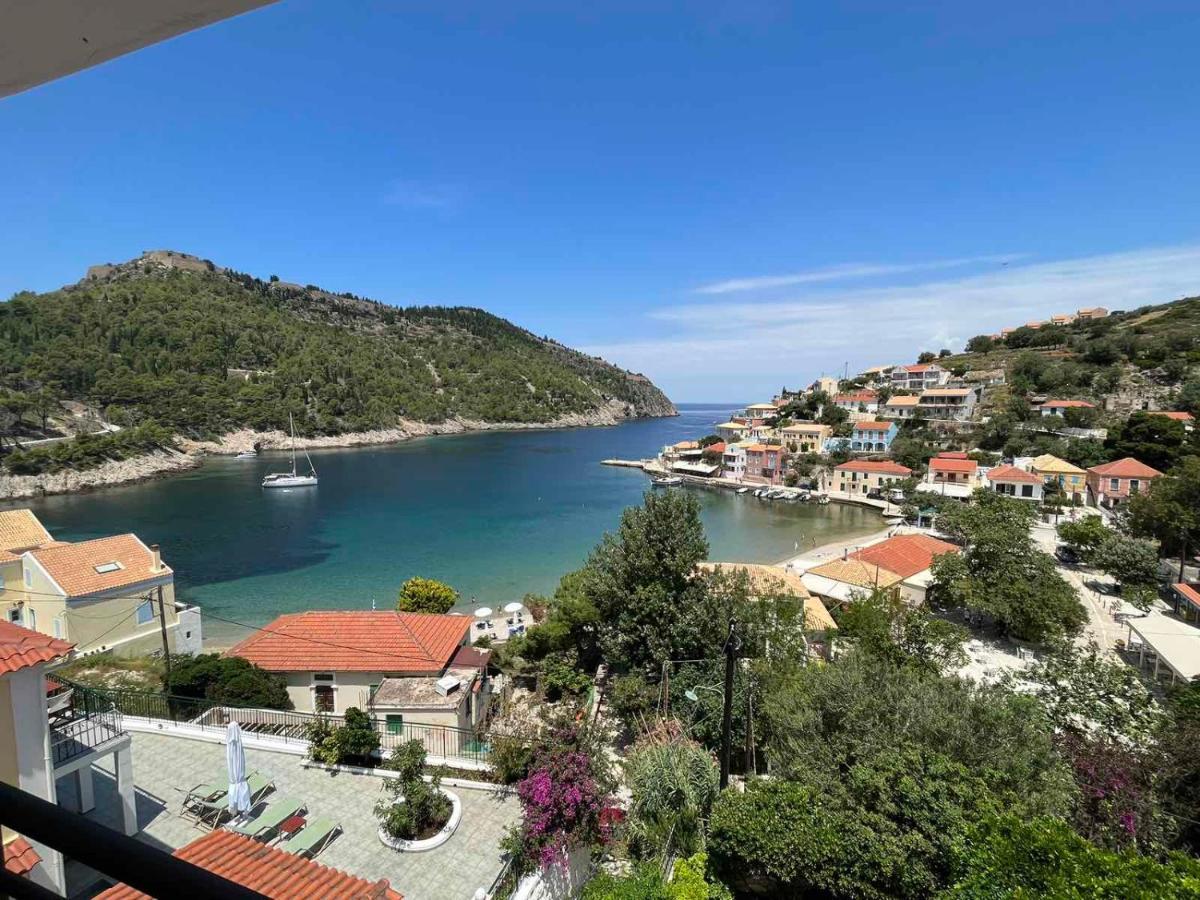 Vassilis Retreat Hotell Asos Exteriör bild
