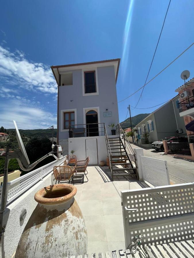 Vassilis Retreat Hotell Asos Exteriör bild